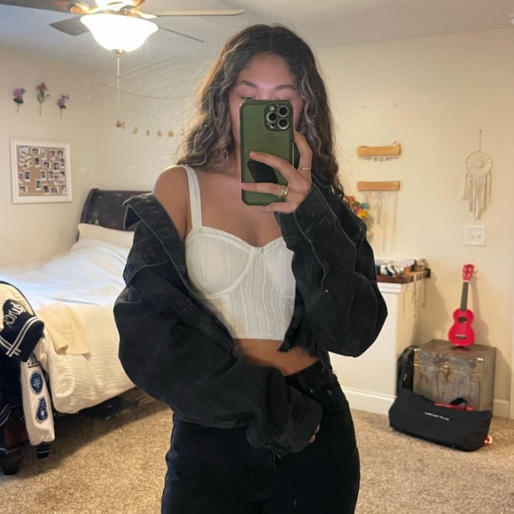 H&M Jackets & Blazers - H&M Cropped Black Denim Jacket